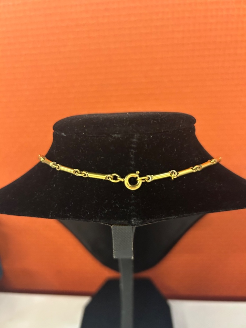 Vintage Coro gold tone filigree heart necklace - Picture 4 of 5
